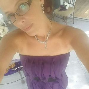 Meet your Posher, Kendra